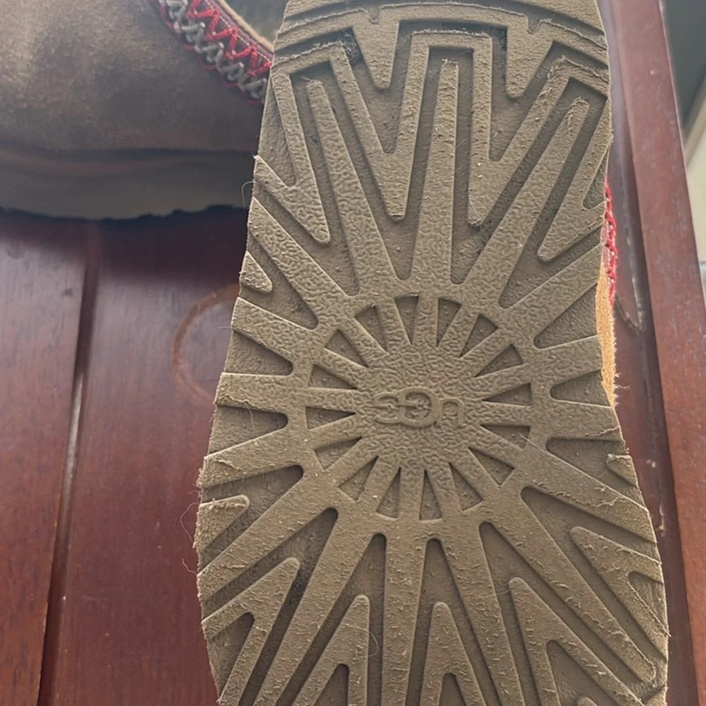 UGG Kids TASMAN slippers Brown Suede size 12